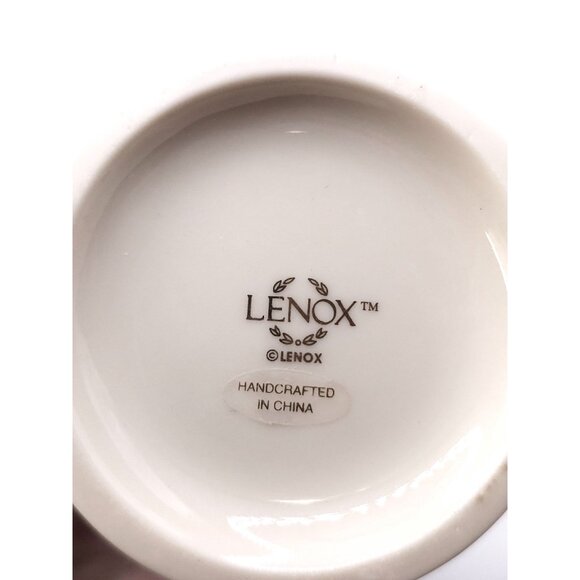 White Ceramic Vase With Rose Embossed Design & Gold Trim - Picture 8 of 11